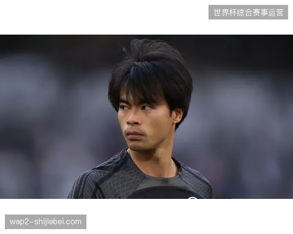 日本队进攻将倚重三笘薰的边路突击，他的一对一能力是球队的战术爆点
